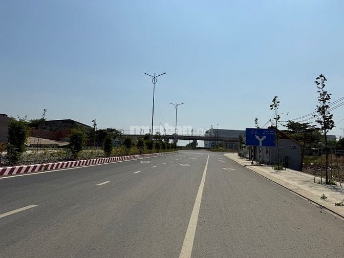  cần tiền bán 5 lô biệt thự đẹp khu ĐTM Bình Nguyên, ngay làng ĐHQG