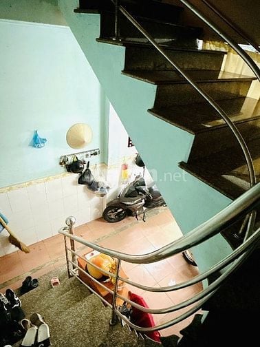 Bán Nhà khu P15Q8. Cách mặt tiền Bình Đông 100m.kế bên THPT Ngô Gia Tự