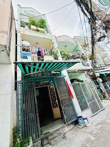 Bán Nhà khu P15Q8. Cách mặt tiền Bình Đông 100m.kế bên THPT Ngô Gia Tự