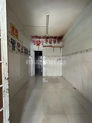 Nhà 2 tầng tiện xây mới, 2 mặt tiền hẻm, Quận 7 kế Phú Mỹ Hưng, 2,x tỷ