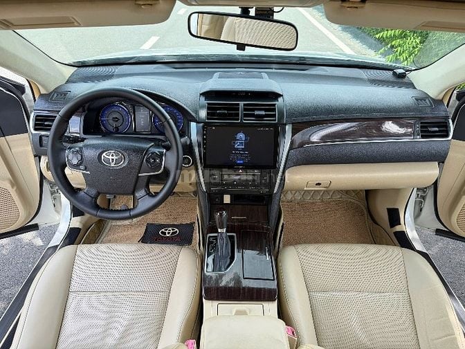 🆕 TOYOTA CAMRY 2.0E  • Sản xuất : 2018 • Odo : 88.000kilomet