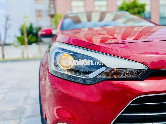 Hyundai i20 2015 Active 1.4 AT - 82000 km