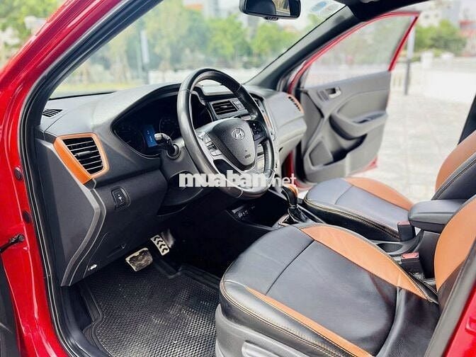 Hyundai i20 2015 Active 1.4 AT - 82000 km