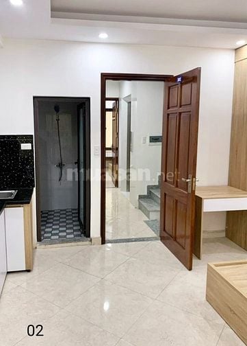 CHO THUÊ PHÒNG CCMN 25m2 FULL ĐỒ MỚI, BAN CÔNG RỘNG TẠI Q.THANH XUÂN