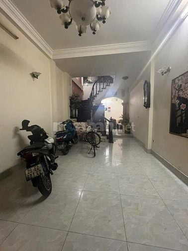 Bán nhà Khương Hạ ngõ ô tô, 47m2 x 4T, MT3.75m, giá 9.5 tỷ