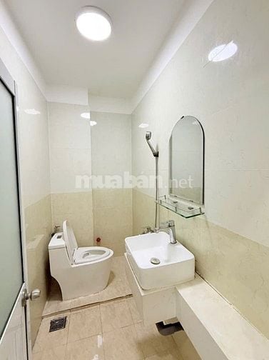 ⭐️Nhà 3 Lầu DT:4x14m đẹp Cao cấp hẻm rộng 8m Phạm Văn Chiêu, P14, GV