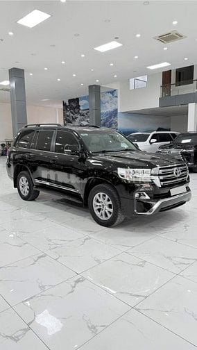 Bán Toyota Land Cruiser 4.6 V8 sản xuất 2016, chạy ít xe cực mới.