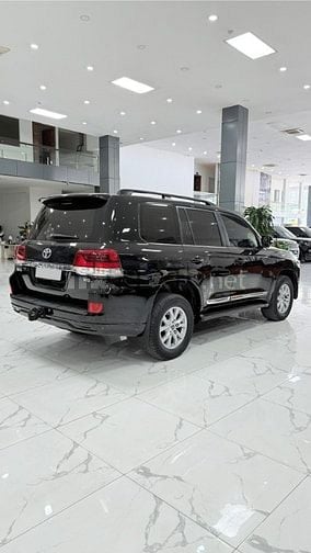 Bán Toyota Land Cruiser 4.6 V8 sản xuất 2016, chạy ít xe cực mới.