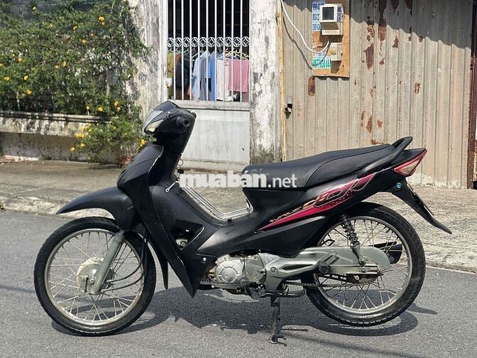 🌈Honda  wave a đùm 2016 50 màu   đen mới 90 %