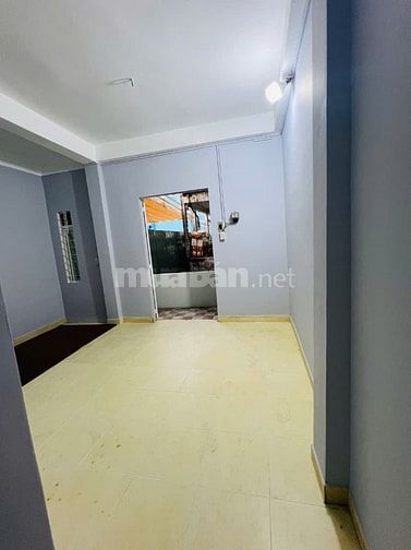Nhà trọ ngay mặt tiền 38 bùi thị xuân cho thuê ở lâu dài 