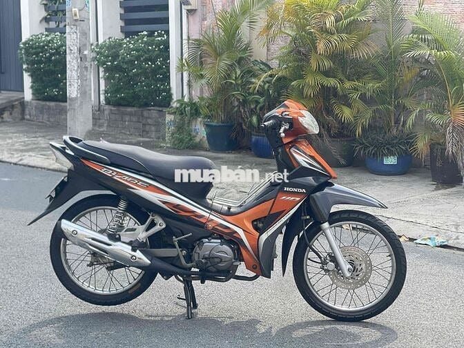 🌈Honda  wave blade 2015 110 màu cam đen 95%