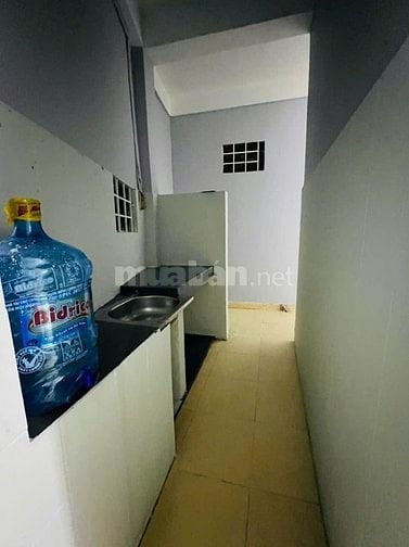 Nhà trọ ngay mặt tiền 38 bùi thị xuân cho thuê ở lâu dài 