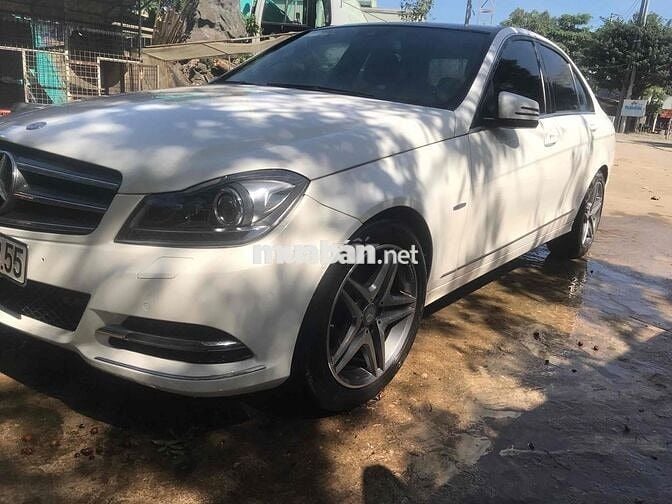 Mercedes Benz C Class 2011 C200 - 10000 km