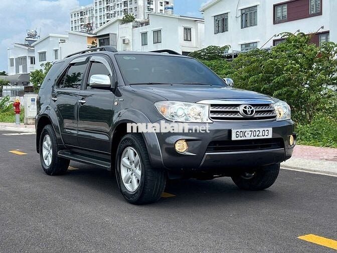Toyota Fortuner 2012 2.7V 4x2 - xám đẹp