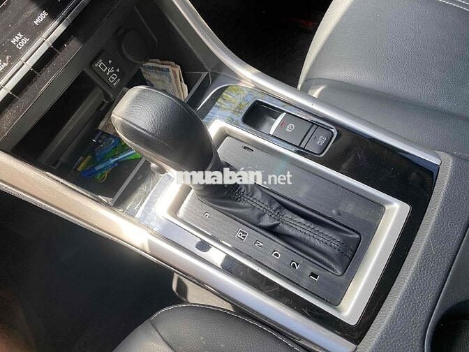 Mitsubishi Xpander 2024 Premium 1.5 AT - 28000 km