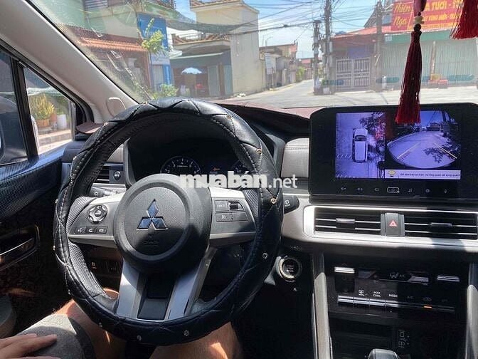 Mitsubishi Xpander 2024 Premium 1.5 AT - 28000 km
