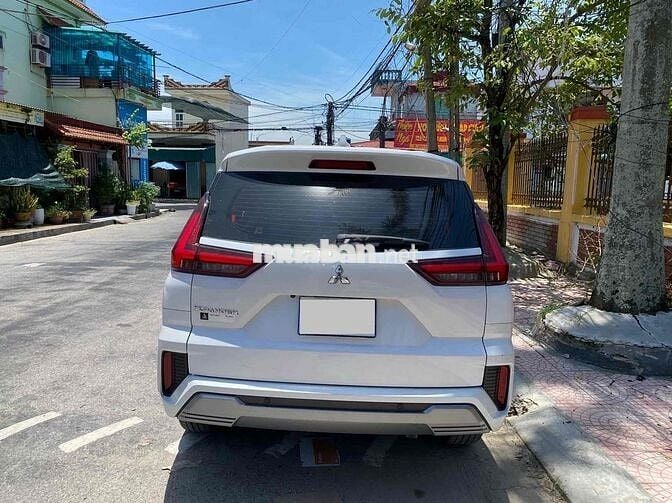 Mitsubishi Xpander 2024 Premium 1.5 AT - 28000 km