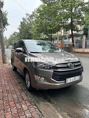 Toyota Innova 2018 2.0V - 99000 km còn bớt