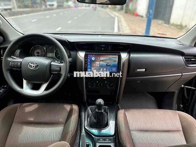 Toyota Fortuner 2017 2.4G 4x2 MT - 136000 km