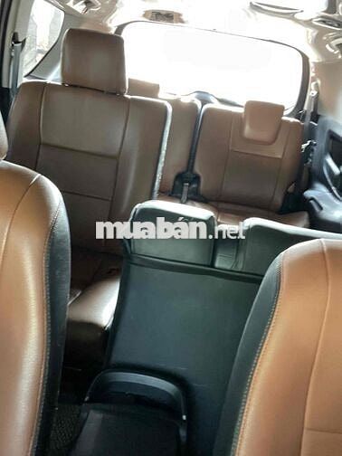 Toyota Innova 2017 2.0E