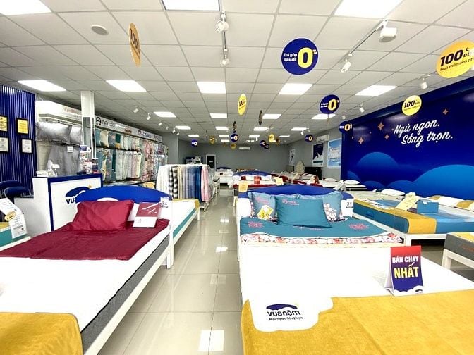 Bán gấp MT Lê Hồng Phong Quận 10 DT 5,3m x 18m KC 6 Tầng giá 28 tỷ