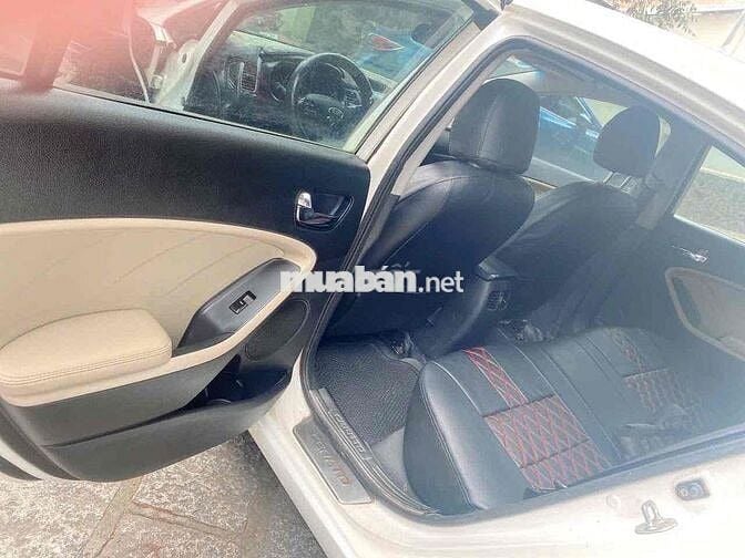 Kia Cerato 2018 2.0 AT - 90000 km còn bớt