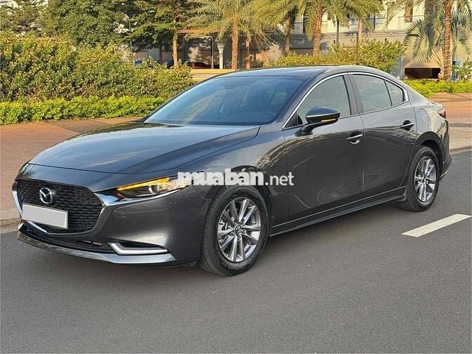 Mazda 3 2023 1.5L Luxury - 15000 Km