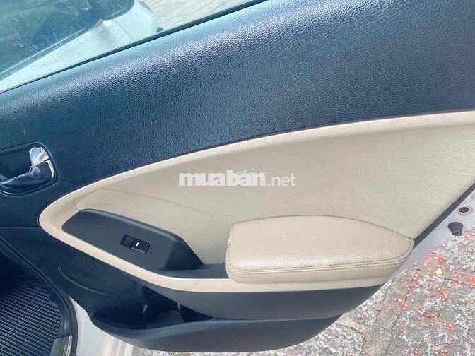 Kia Cerato 2018 2.0 AT - 90000 km còn bớt