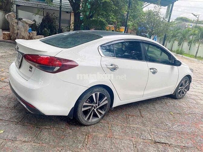 Kia Cerato 2018 2.0 AT - 90000 km còn bớt