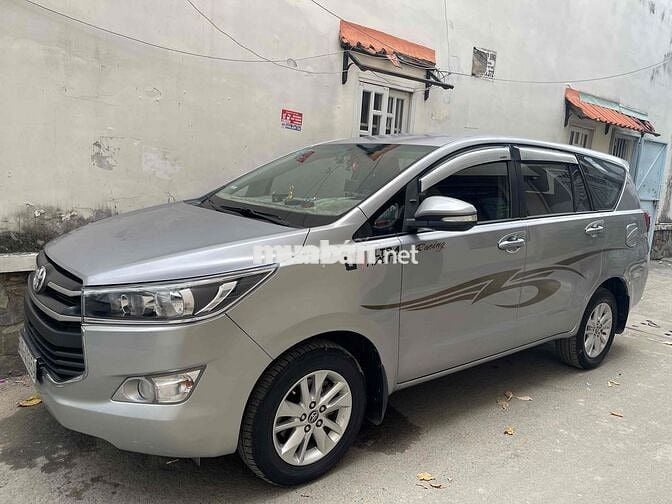 Toyota Innova 2017 2.0G - 74800km