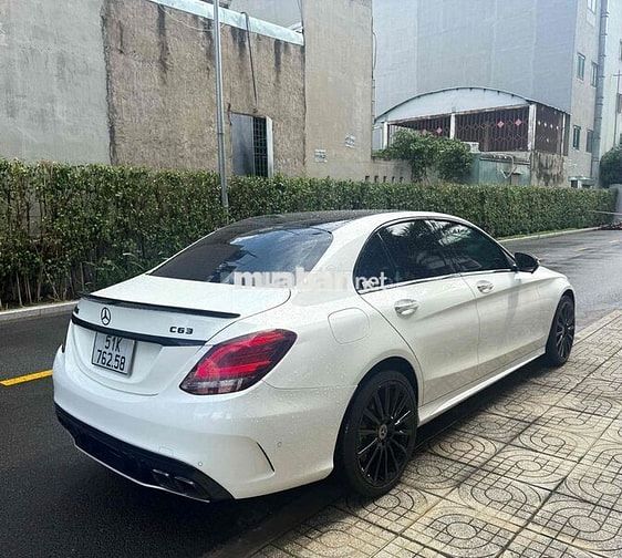 Mercedes Benz C Class 2015 C300 AMG - 82000 km