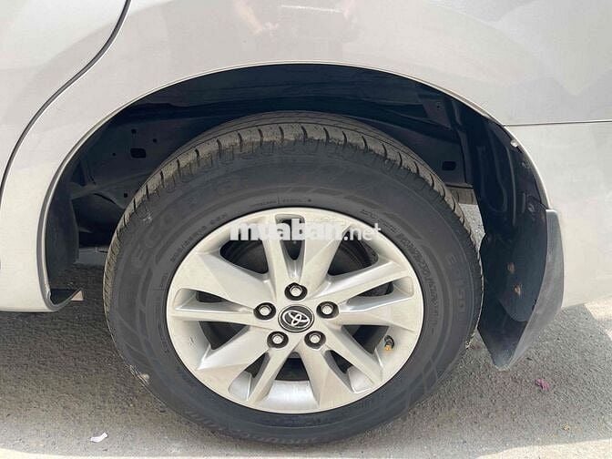 Toyota Innova 2017 2.0G - 74800km