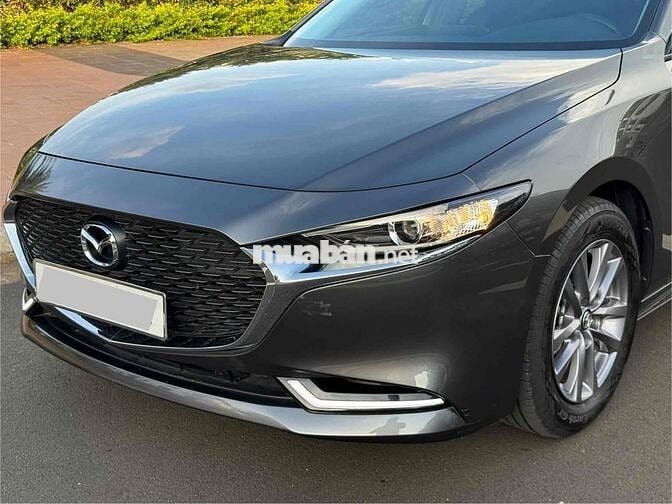 Mazda 3 2023 1.5L Luxury - 15000 Km