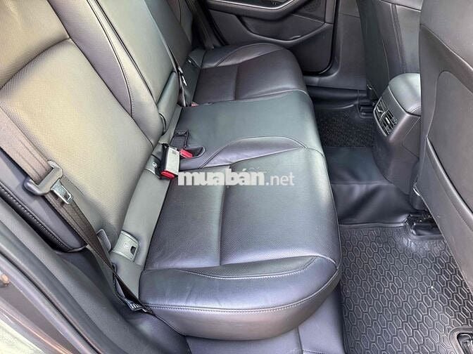 Mazda 3 2023 1.5L Luxury - 15000 Km