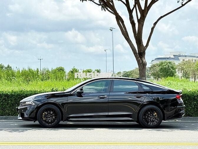 KIA K5 SPORT LUXURY