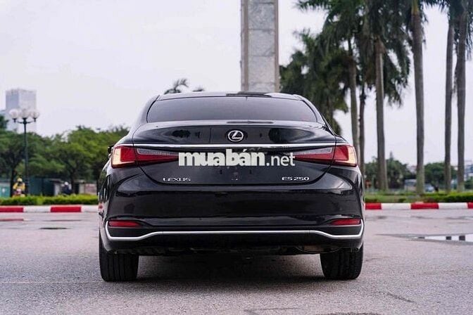 Lexus ES250 2022 Đen cực mới
