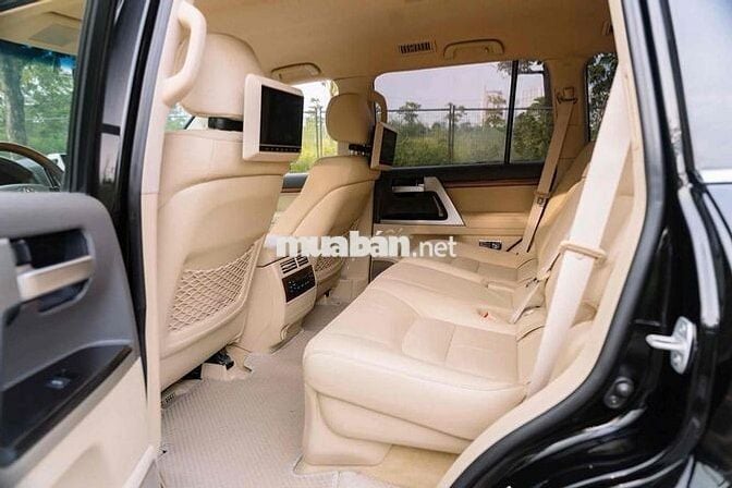 Toyota Land Cruiser 2016 Đen bản VX 4.6 V8 cực đep