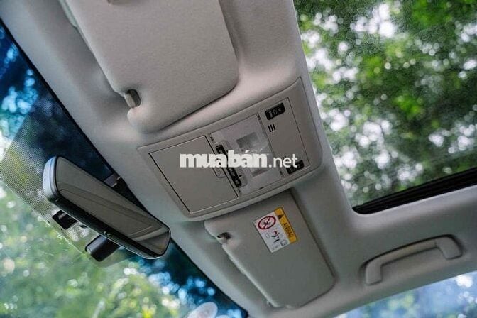 Toyota Land Cruiser 2019 cực mới