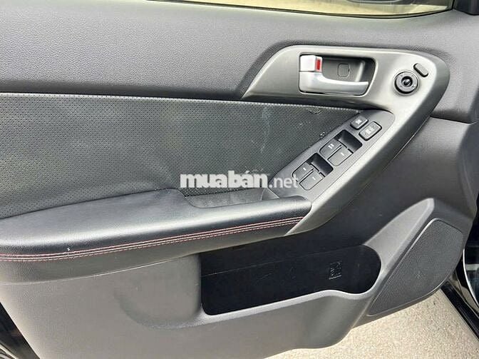 Kia Cerato 2011 1.6 AT - 12344 km