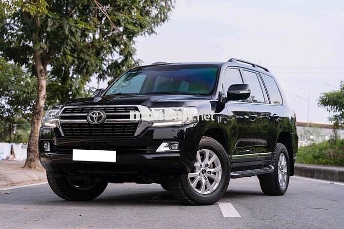 Toyota Land Cruiser 2016 Đen bản VX 4.6 V8 cực đep