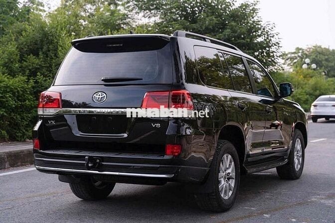 Toyota Land Cruiser 2016 Đen bản VX 4.6 V8 cực đep