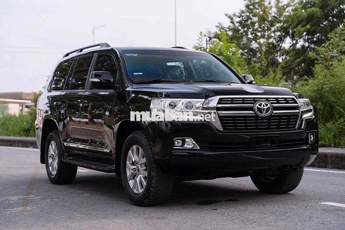 Toyota Land Cruiser 2016 Đen bản VX 4.6 V8 cực đep