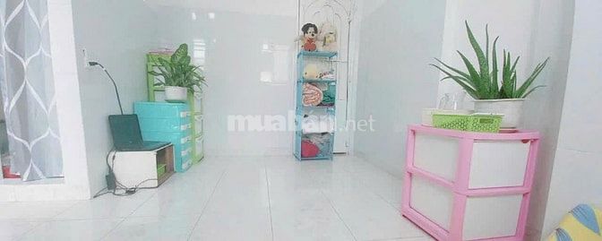 Phòg lầu 1 sạch đẹp ML Panasonic, giờ tự do tiện đi lại gần chợ Phú Lâ