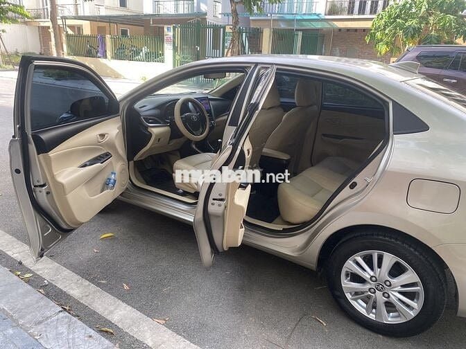Chính chủ bán VIOS 1.5E sx 2018 fom mới 7 bóng khí