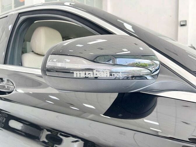 Mercedes C200 model 2019 - 48000km cá nhân biển SG