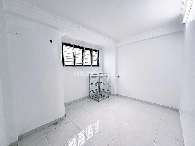 Mua bán liền tay nhà đường 3 tháng 2, quận 11, giá 2tỷ6
