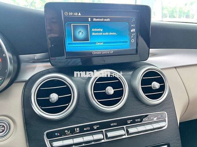 Mercedes C200 model 2019 - 48000km cá nhân biển SG