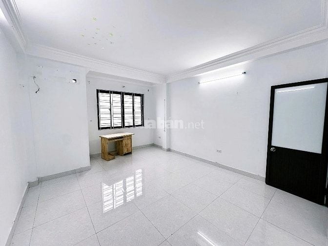 Mua bán liền tay nhà đường 3 tháng 2, quận 11, giá 2tỷ6