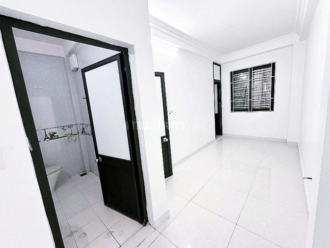 Mua bán liền tay nhà đường 3 tháng 2, quận 11, giá 2tỷ6