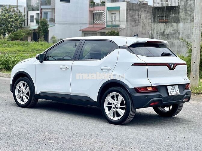 VF5 Plus 2023 - 14000 km mua pin xe đẹp keng